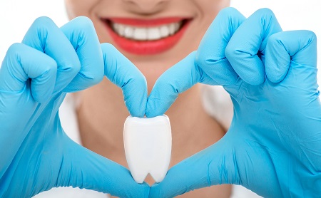 La conexión entre las enfermedades de las encías y COVID 19 - Espacio Dental Jaén